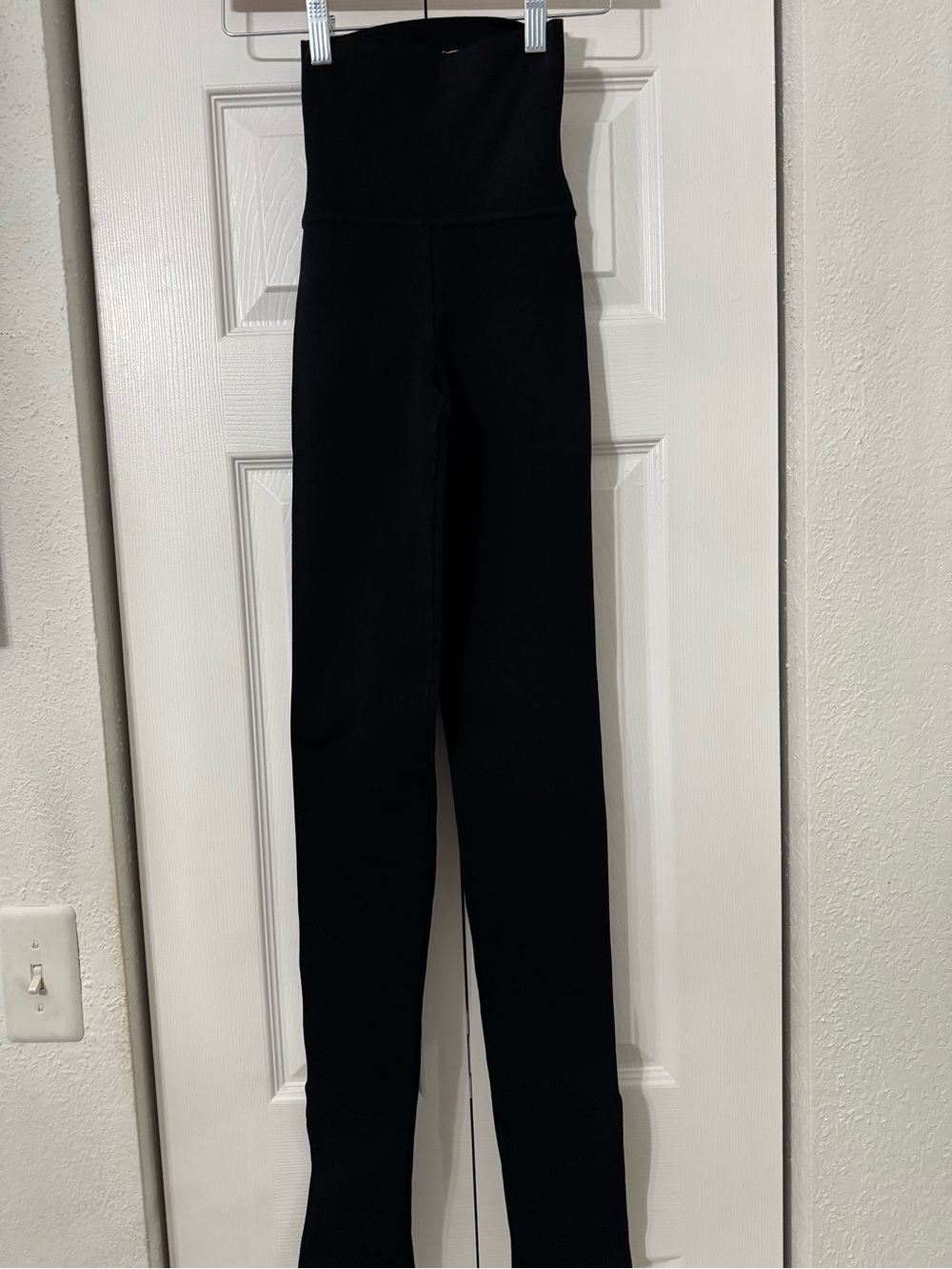 KHAITE Black High-Waist Ponte Leggings